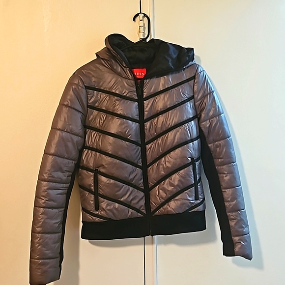 Guess Jackets & Blazers - Guess bomber jacket